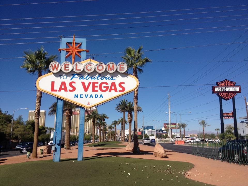 Christian world, viva Las Vegas, Welcome to Fabulous Las Vegas